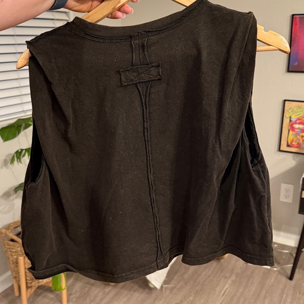 SHEIN Black/ Dark Brown Crop Top Muscle Tank - Picture 2 of 5